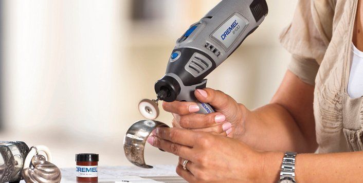 DREMEL 8100 AKÜLÜ 15 PARÇA EL MOTORU