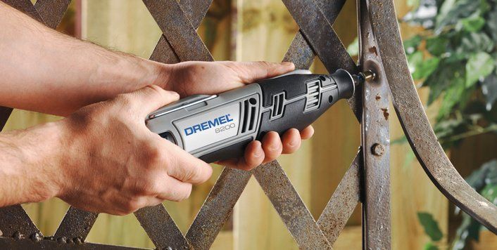 DREMEL 8200 AKÜLÜ EL MOTORU (35 PARÇA AKSESUAR+TAŞIMA ÇANTALI)